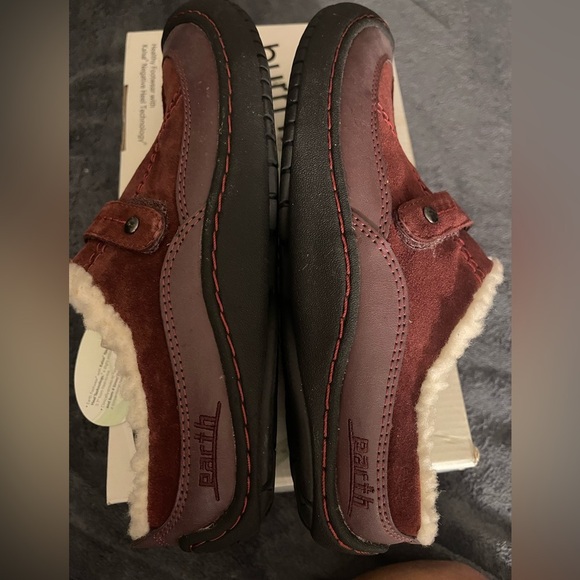 EARTH Indulge Suede Fleeced Lined Clog/Mule. Size 9 Merlot - Picture 7 of 15